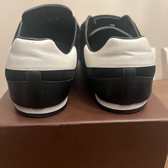 Louis Vuitton 3 Strap Trainer - Size 10 Men’s - Picture 4 of 16